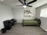 403 Clackamas Cir - Photo 8