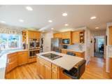 2750 Holiday Ln - Photo 11