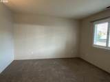 1202 Second Ave - Photo 15