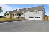 1060 7TH St - Photo 8