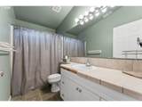 15852 Upman Way - Photo 20