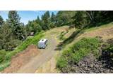 679 Fisher Dr - Photo 2