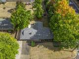 1105 Manzanita Way - Photo 32