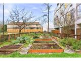 900 81ST Ave - Photo 32