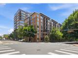 701 Columbia St - Photo 1