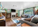1581 Niagara Ave - Photo 11
