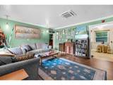 1581 Niagara Ave - Photo 9
