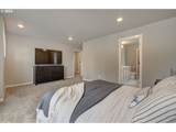 841 28TH St - Photo 22