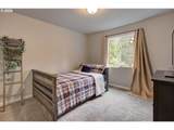 841 28TH St - Photo 28