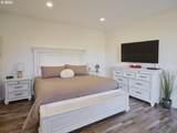 526 3RD St - Photo 22