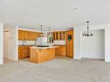 1120 Columbia St - Photo 16