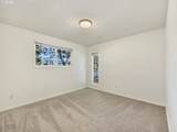 1120 Columbia St - Photo 29