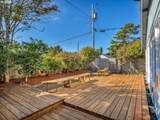 1120 Columbia St - Photo 35