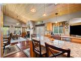 313 353RD Ave - Photo 21