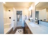 950 6TH St - Photo 16