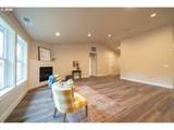950 6TH St - Photo 3