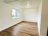 220 20TH Ave - Photo 3