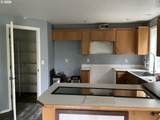 3007 9TH St - Photo 7