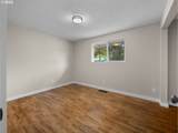 24033 Oak St - Photo 24