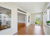 114 Beacon St - Photo 5