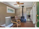 880 Thompson Ave - Photo 16