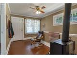 880 Thompson Ave - Photo 17