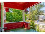 880 Thompson Ave - Photo 5
