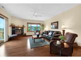 123 Hemlock St - Photo 13