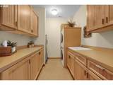 123 Hemlock St - Photo 34