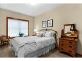 123 Hemlock St - Photo 36