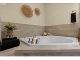 123 Hemlock St - Photo 45