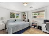 5073 Chenoweth Rd - Photo 16