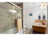 5073 Chenoweth Rd - Photo 19