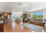 5073 Chenoweth Rd - Photo 4