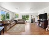 5073 Chenoweth Rd - Photo 5