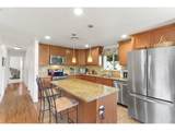 5073 Chenoweth Rd - Photo 8
