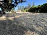 531 Riverview Dr - Photo 3