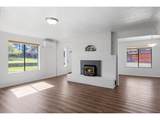 1300 Daisy Ln - Photo 5
