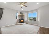 688 Lakeview Dr - Photo 8