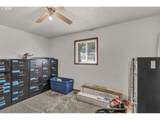 331 Hemlock Ln - Photo 33