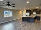158 Mosher Ave - Photo 4
