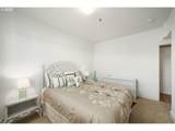 1108 Holladay Dr - Photo 32