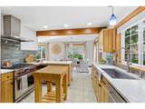 696 Hemlock St - Photo 12