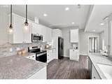 1060 Shelton St - Photo 14