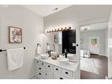 1060 Shelton St - Photo 22
