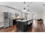 331 Maple St - Photo 16
