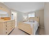 2420 Ivy Ln - Photo 17