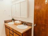 750 Francis St - Photo 21