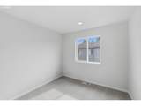 421 31ST St - Photo 12