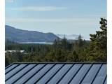 486 Seaview Dr - Photo 14